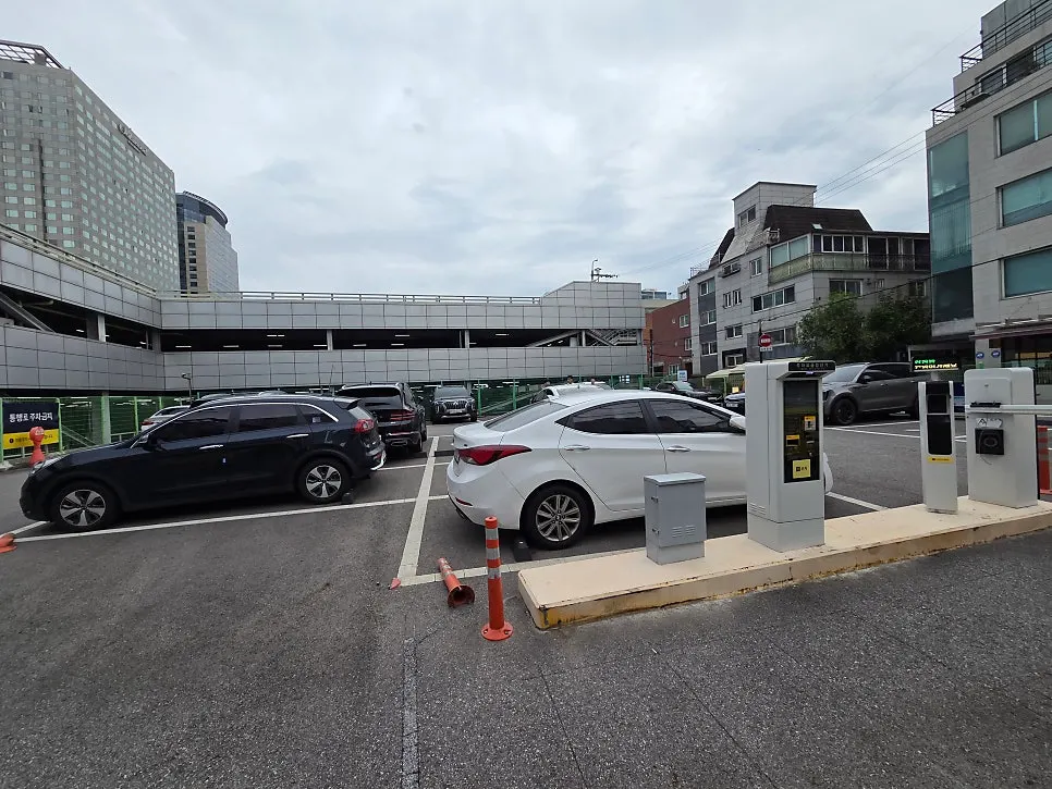 Samseong-dong vacant-lot parking lot shown on the Tmap parking app