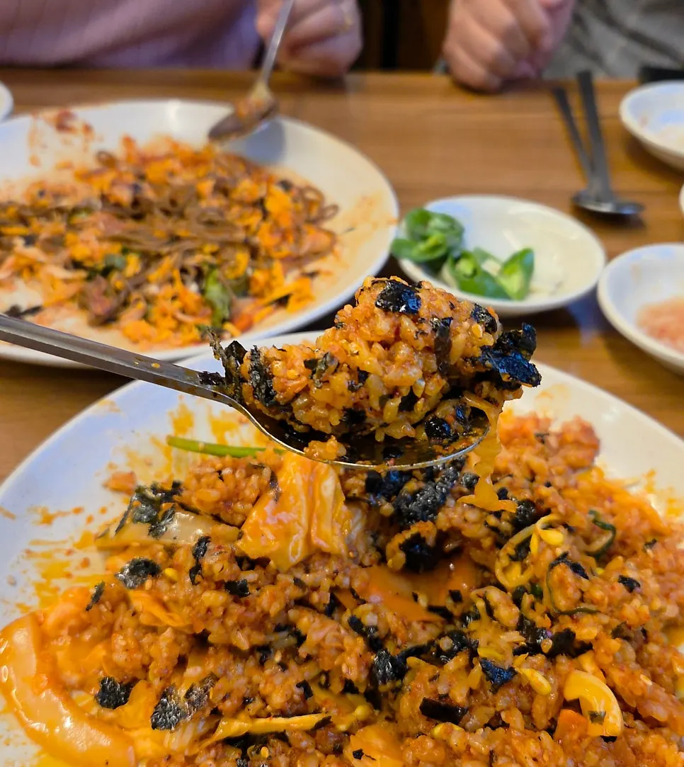 Fried rice made in the leftover octopus stir-fry sauce