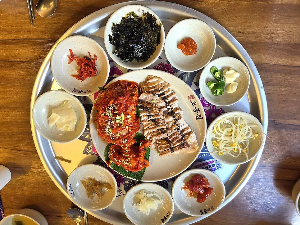 Satu set Obongjip Special di Obongjip Samseong Branch