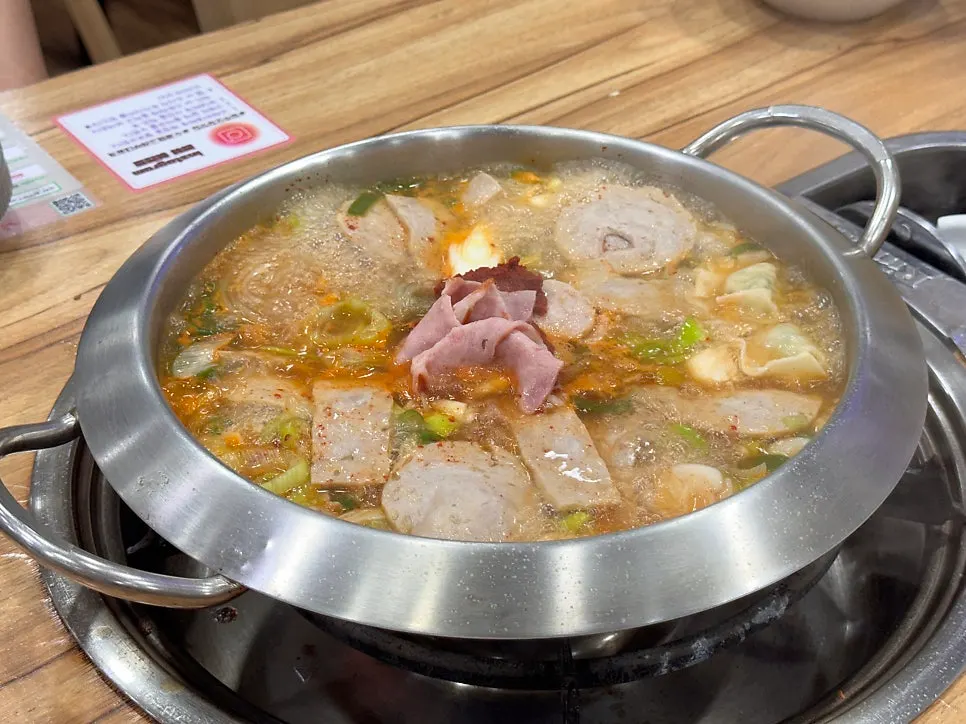 Generous serving of Gorae Giant Flower Beef Bulgogi