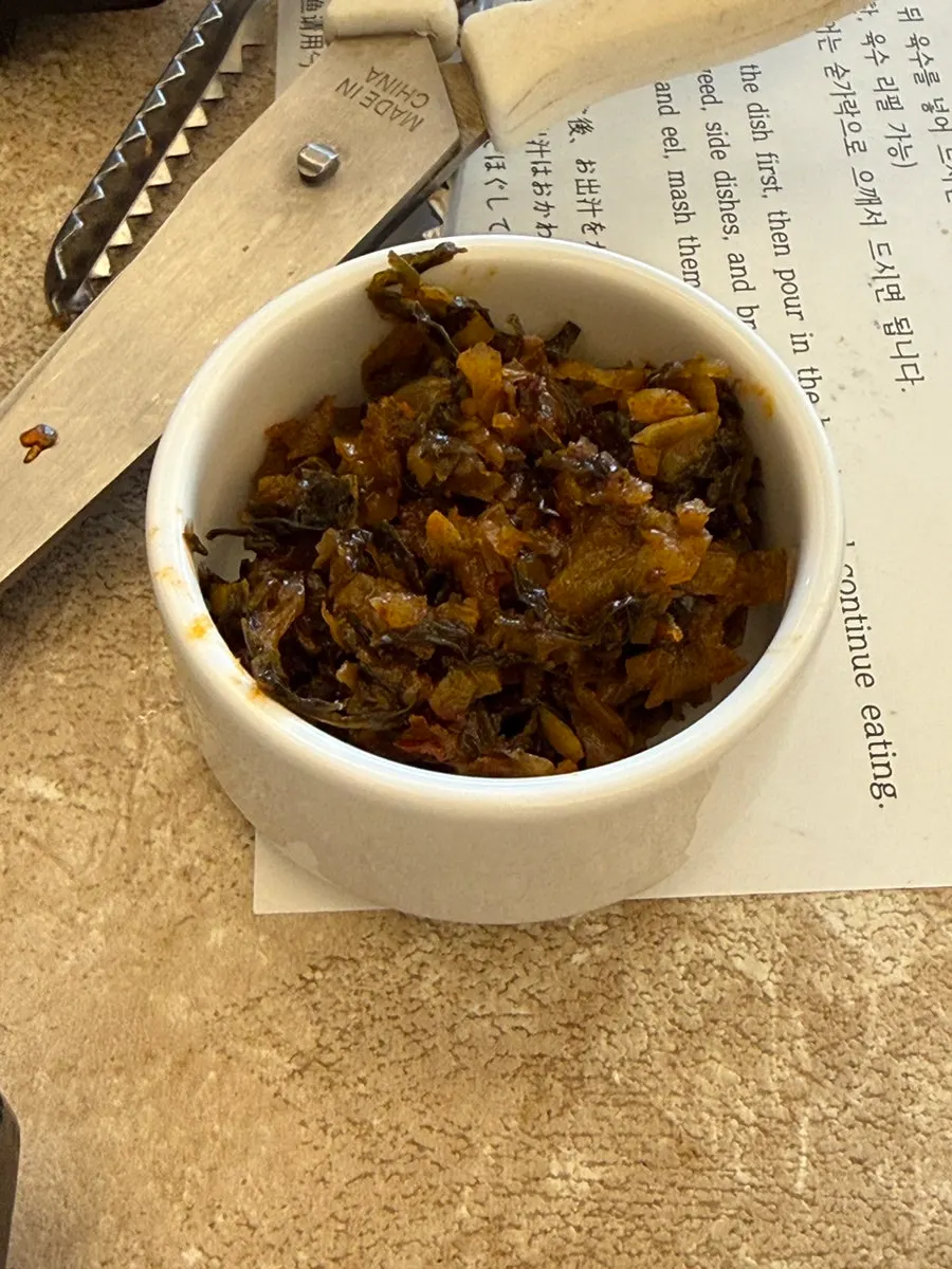 Refilled radish side dish