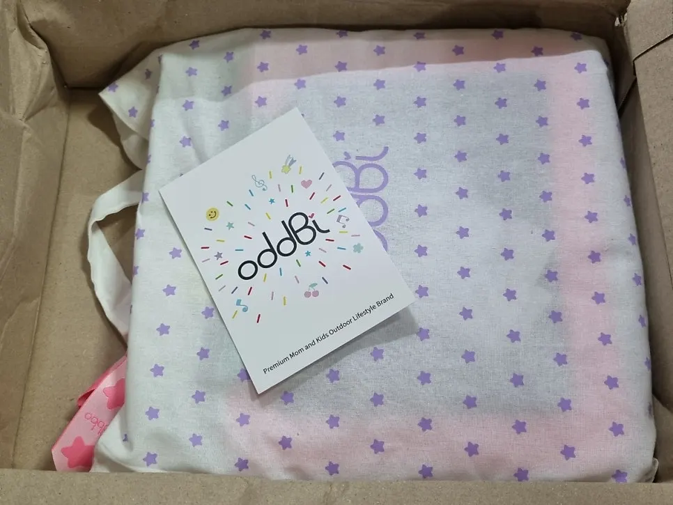 ODDBBI Love Love Wash Bag product