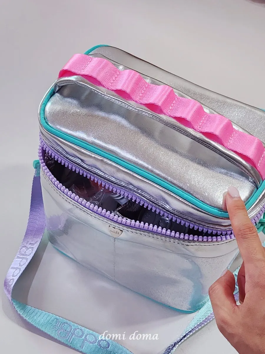 Cooler bag in use for insulation