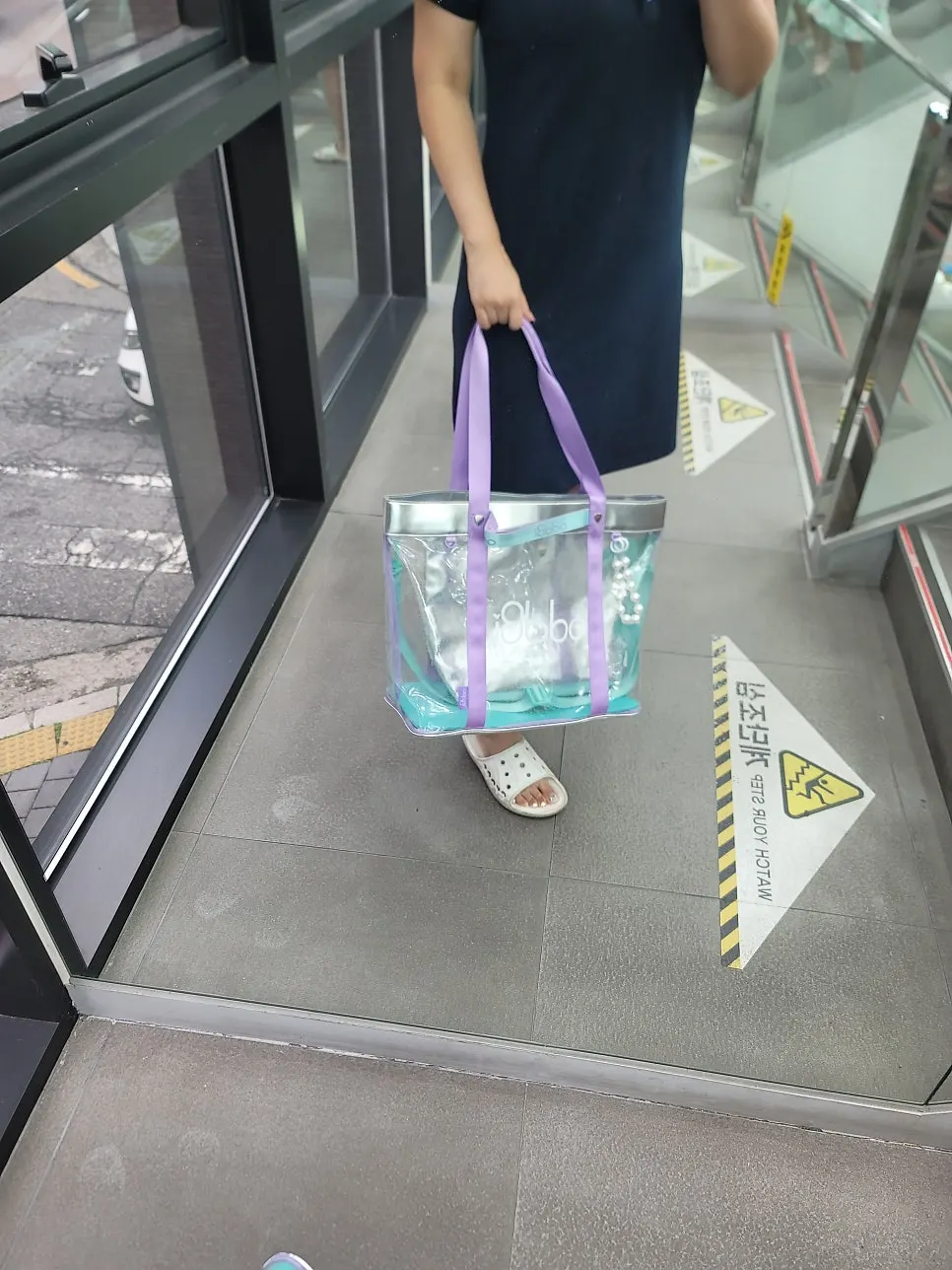 Beach bag with added bag accessories