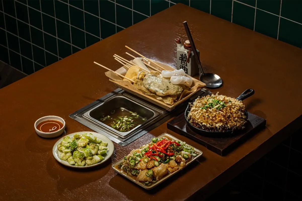 Table with oden and draft beer at Odeng Osaek Gangnam Station Branch