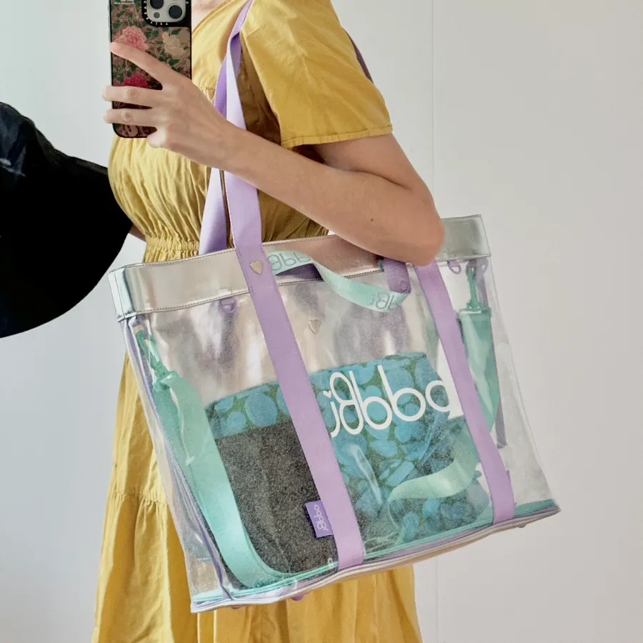 Transparent beach bag made from TPU