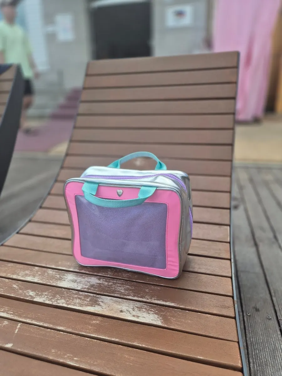 Ground-fountain water play and wash bag