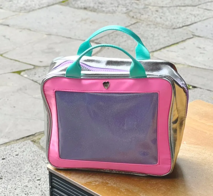 Wash bag to pack for water play