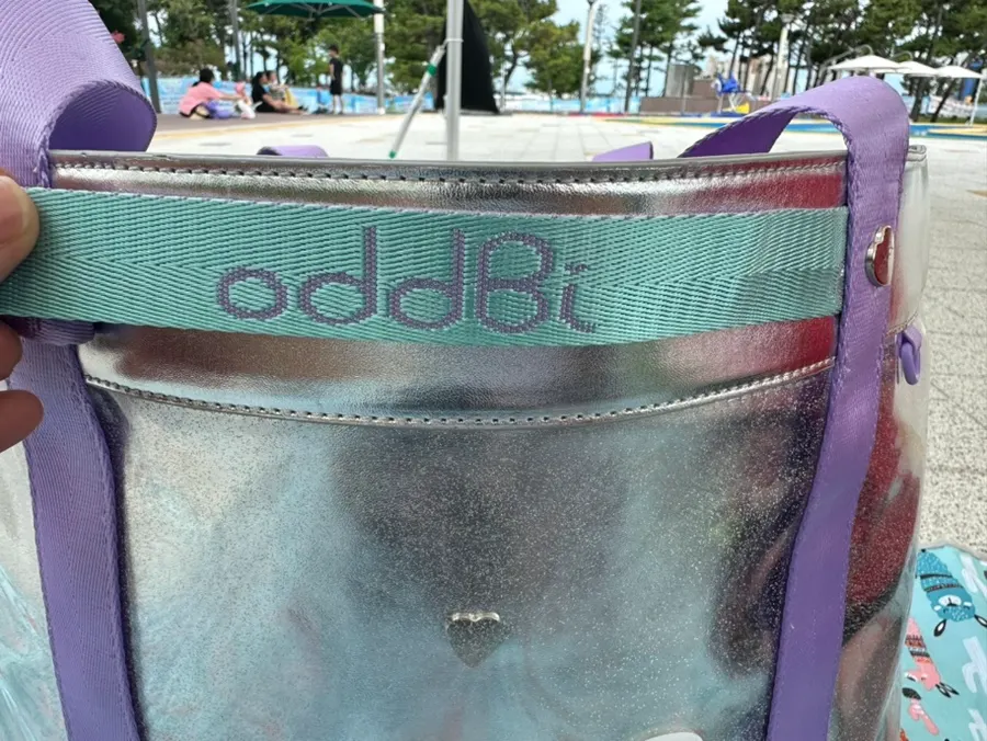 ODDBBI Love Love Beach Bag set contents