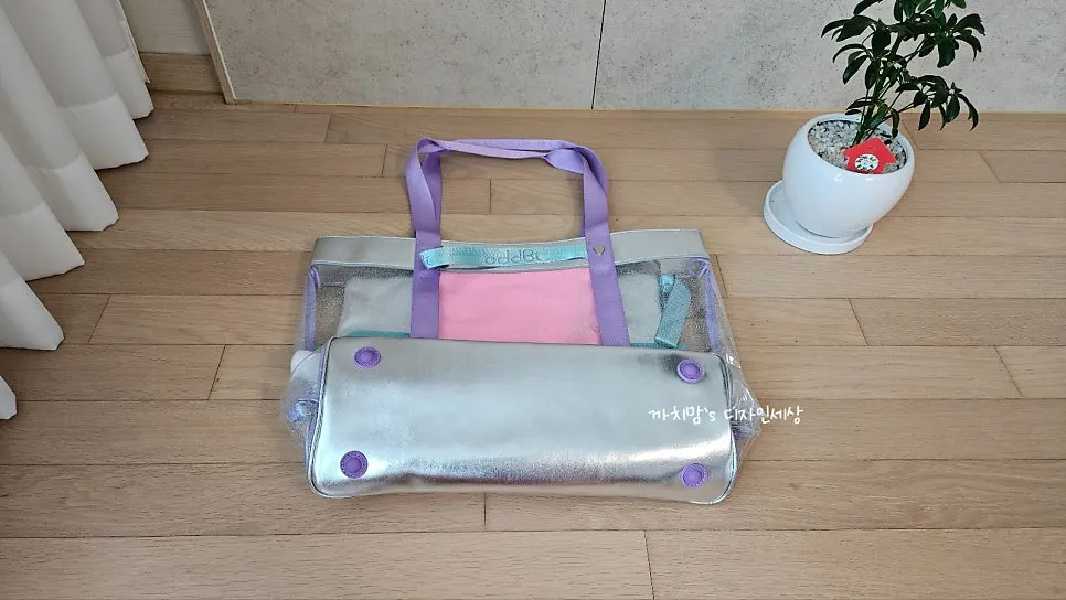 오드비 러브러브 비치백 뒷면