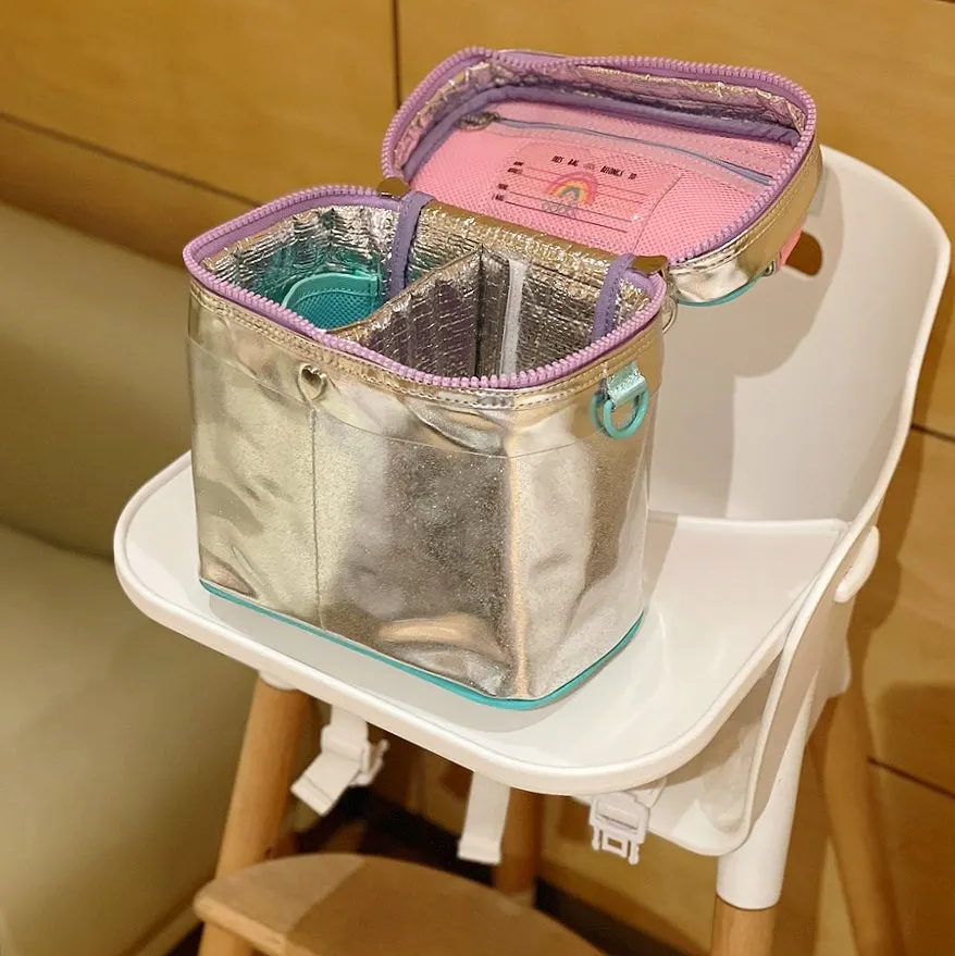 Storage layout of divided cooler bag