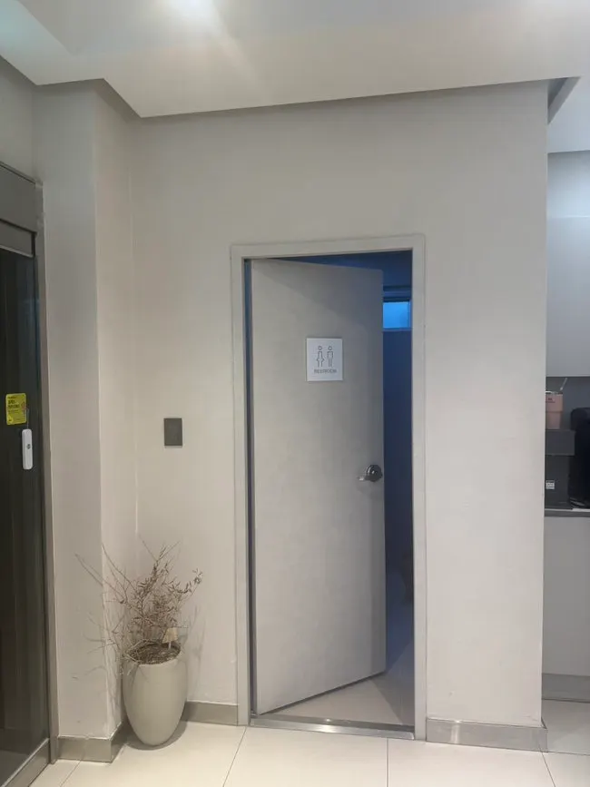 Quiet service area inside Obeumua Hongdae Branch