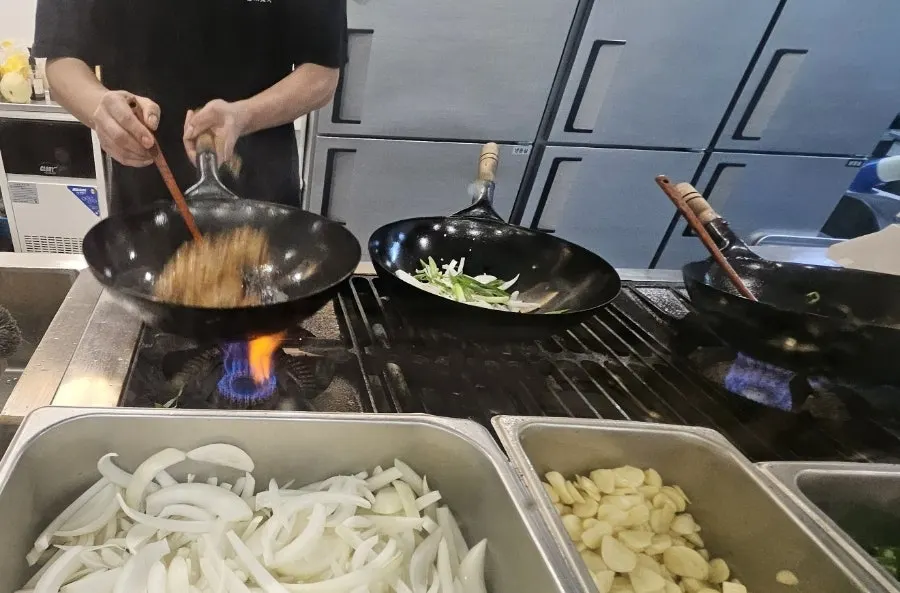 Fresh ssam vegetables served with meat