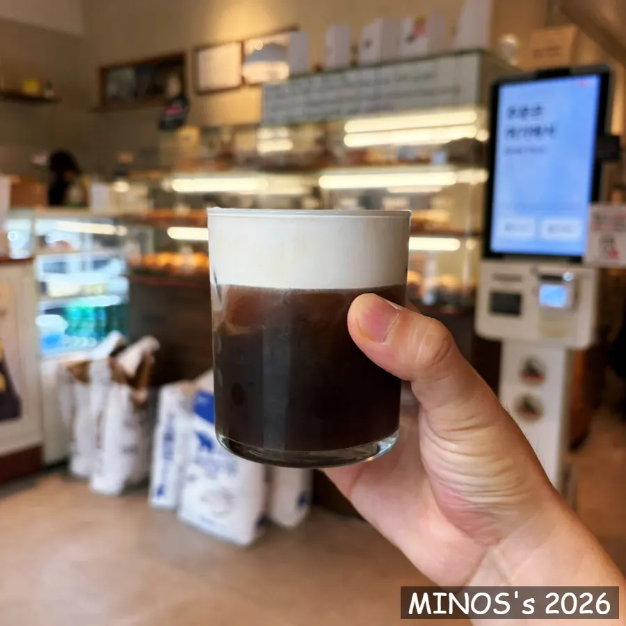 Vanilla cream cold brew and vanilla latte
