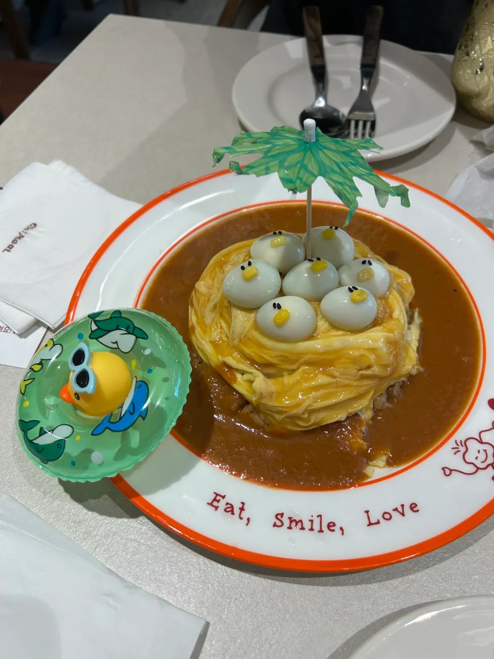 Rubber duck omurice set spread at Omil Hyehwa Daehangno
