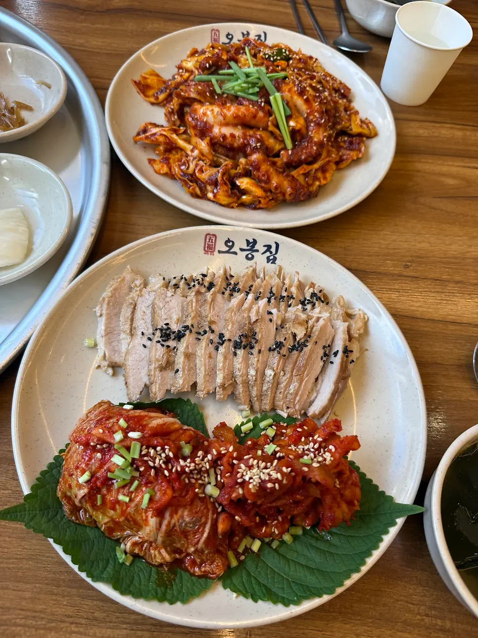 Fire-grilled octopus stir-fry with smoky char