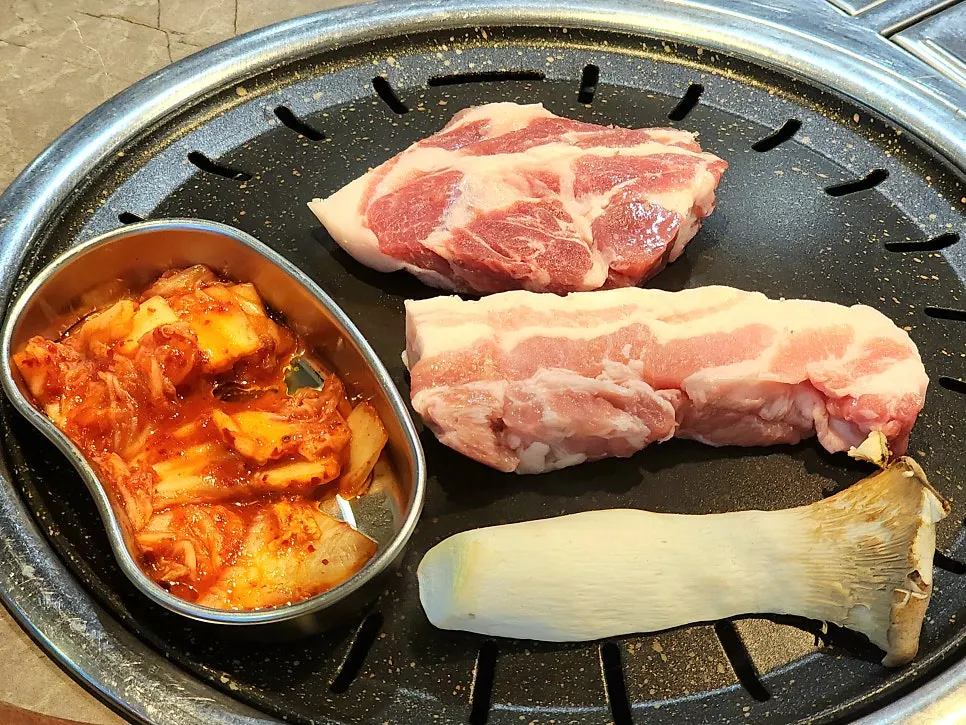 삼겹살 150g 목살 150g 반판 세트 구성