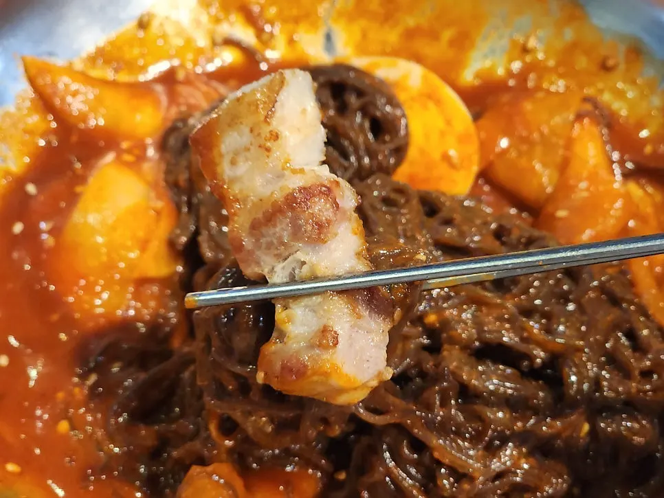 오일내 전북대점 비빔냉면 한 그릇