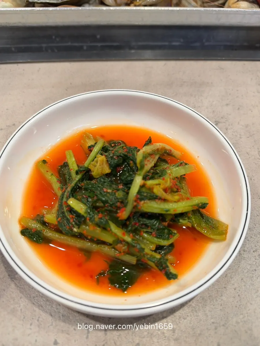 Two kinds of kimchi: napa cabbage and yeolmu