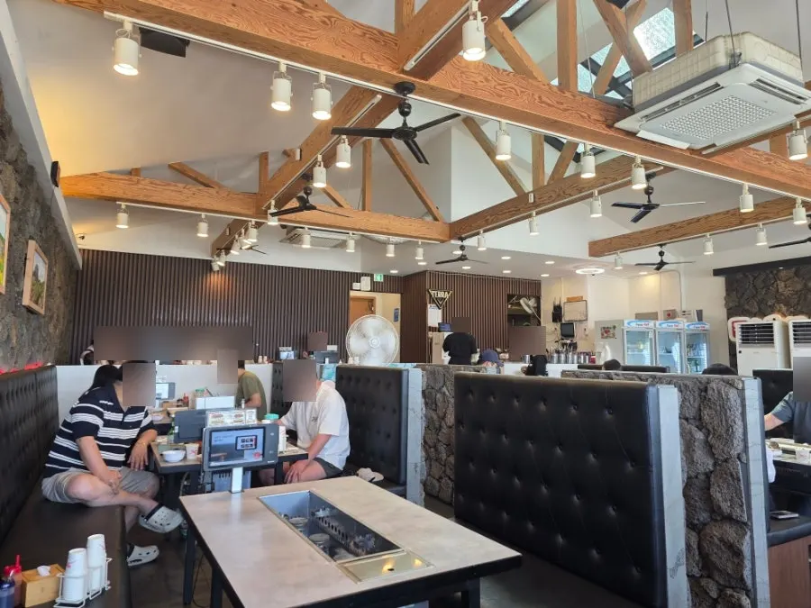Gallery-like dining space