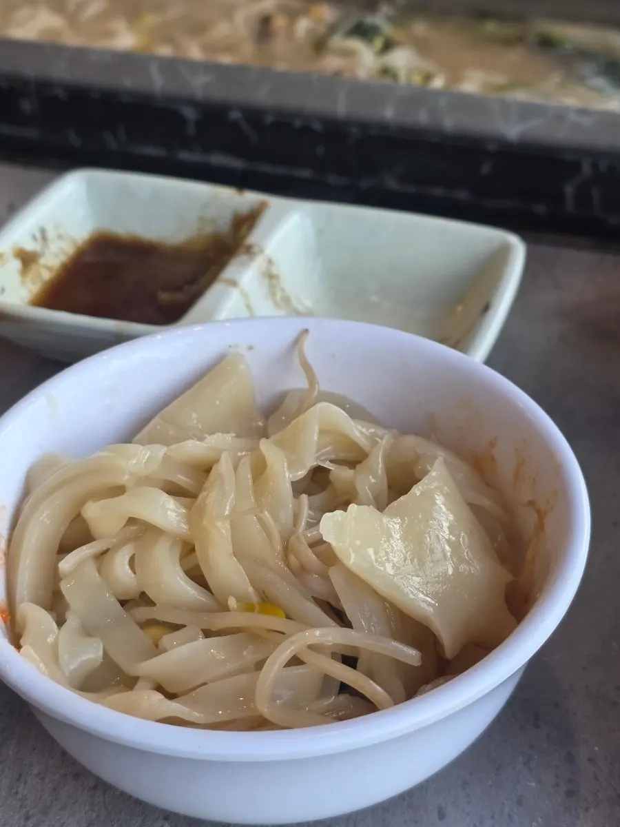 Meal finished with kalguksu noodles and sujebi