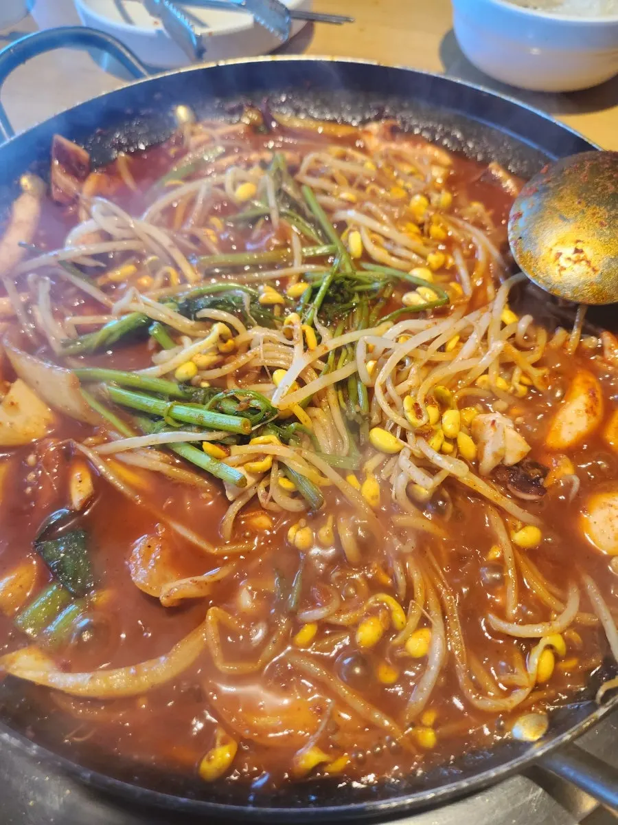 Squid duruchigi stir-fried with vegetables