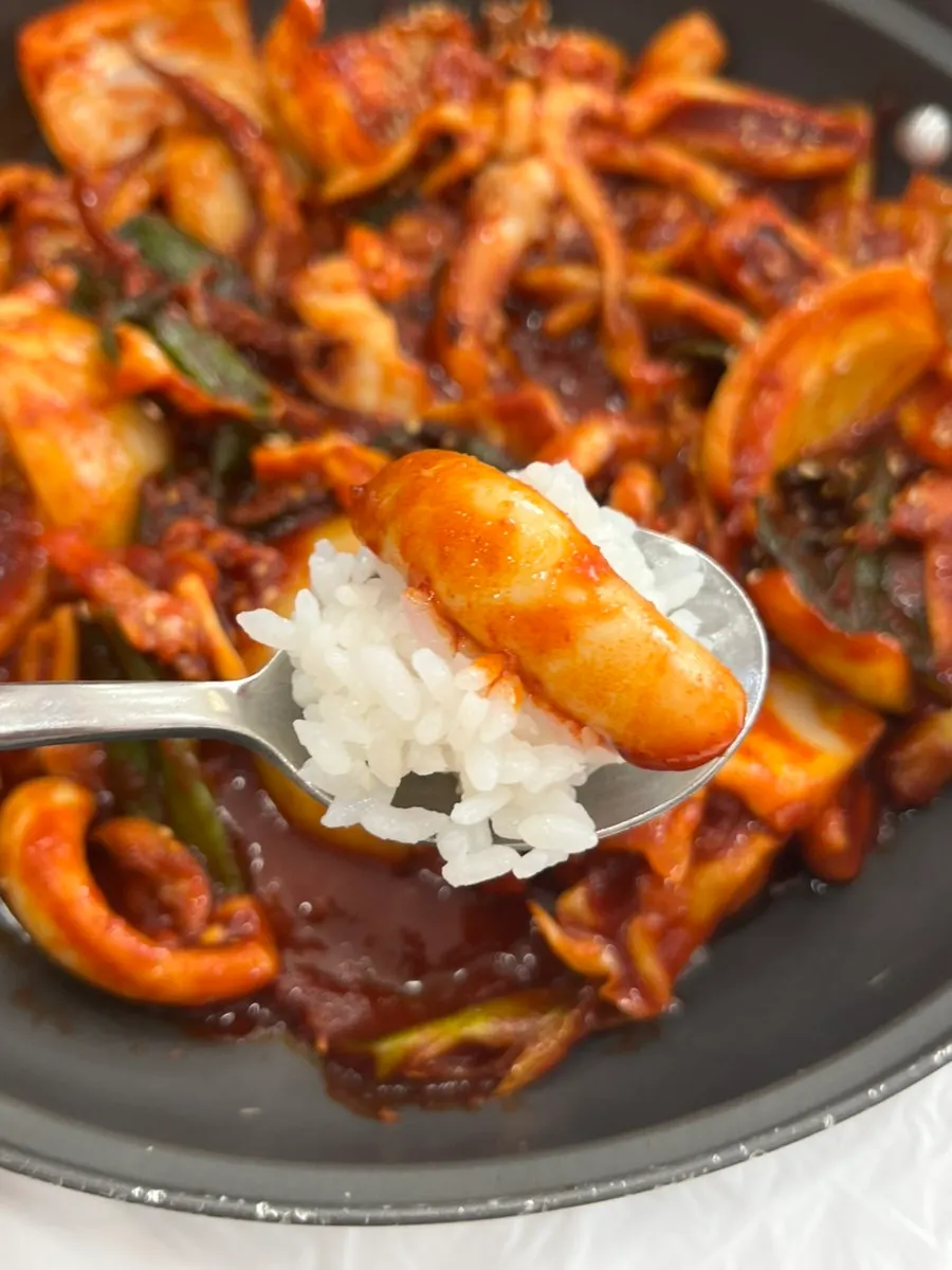 Squid pieces coated in spicy sauce