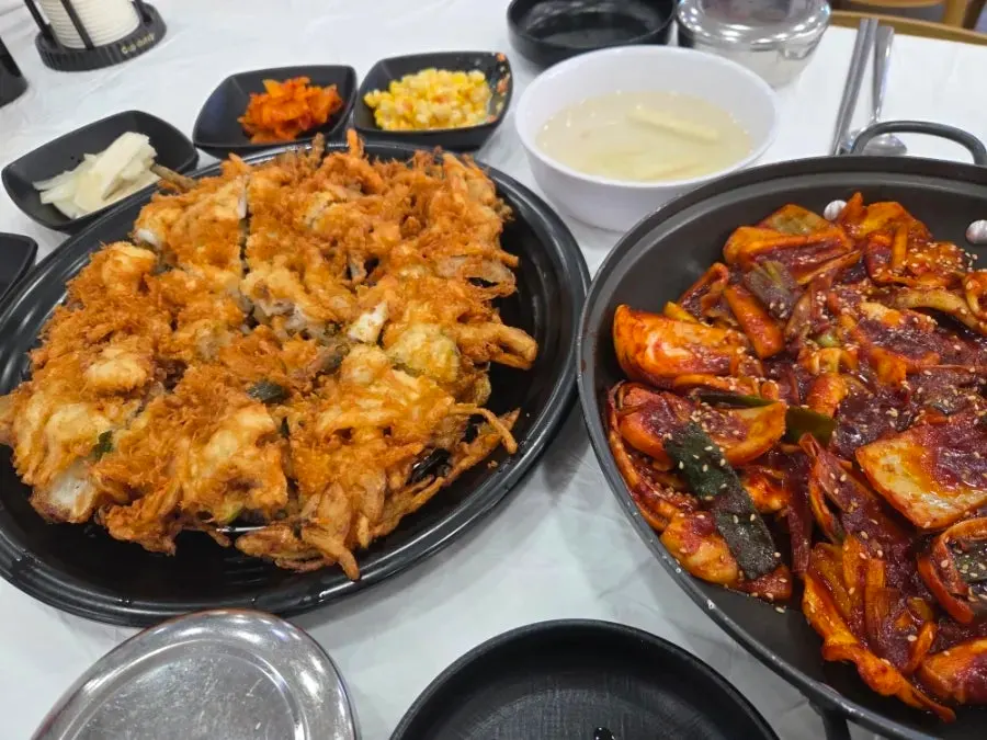 푸짐한 한 끼로 즐긴 오찡어 당진점 상차림