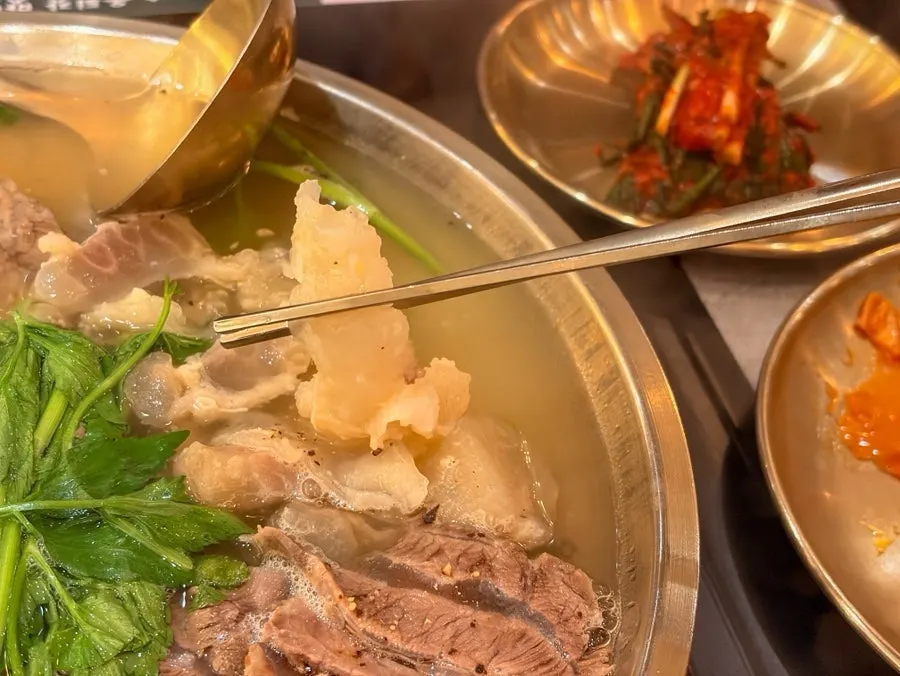 모둠 수육전골에 들어간 갈비