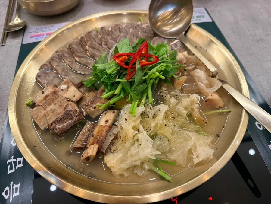 인덕션에 올린 수육전골 상차림