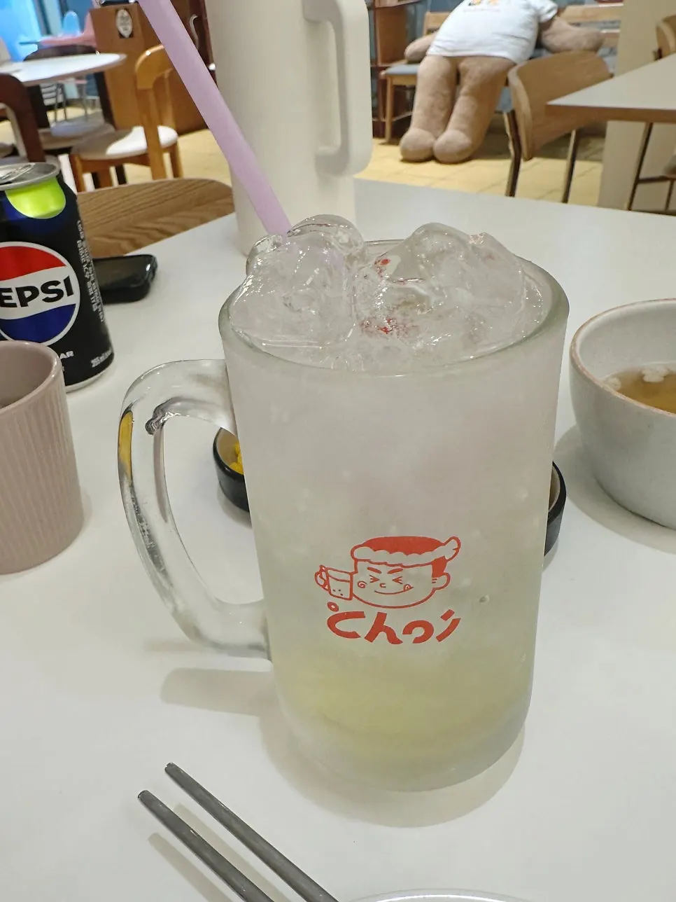 레몬에이드와 제로콜라 음료
