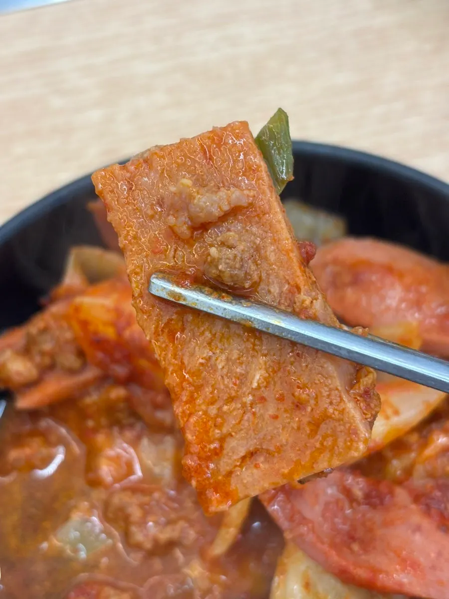 밥과 곁들여 먹는 부대볶음
