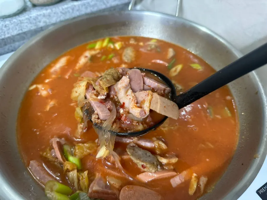 Generous budae-jjigae ingredients