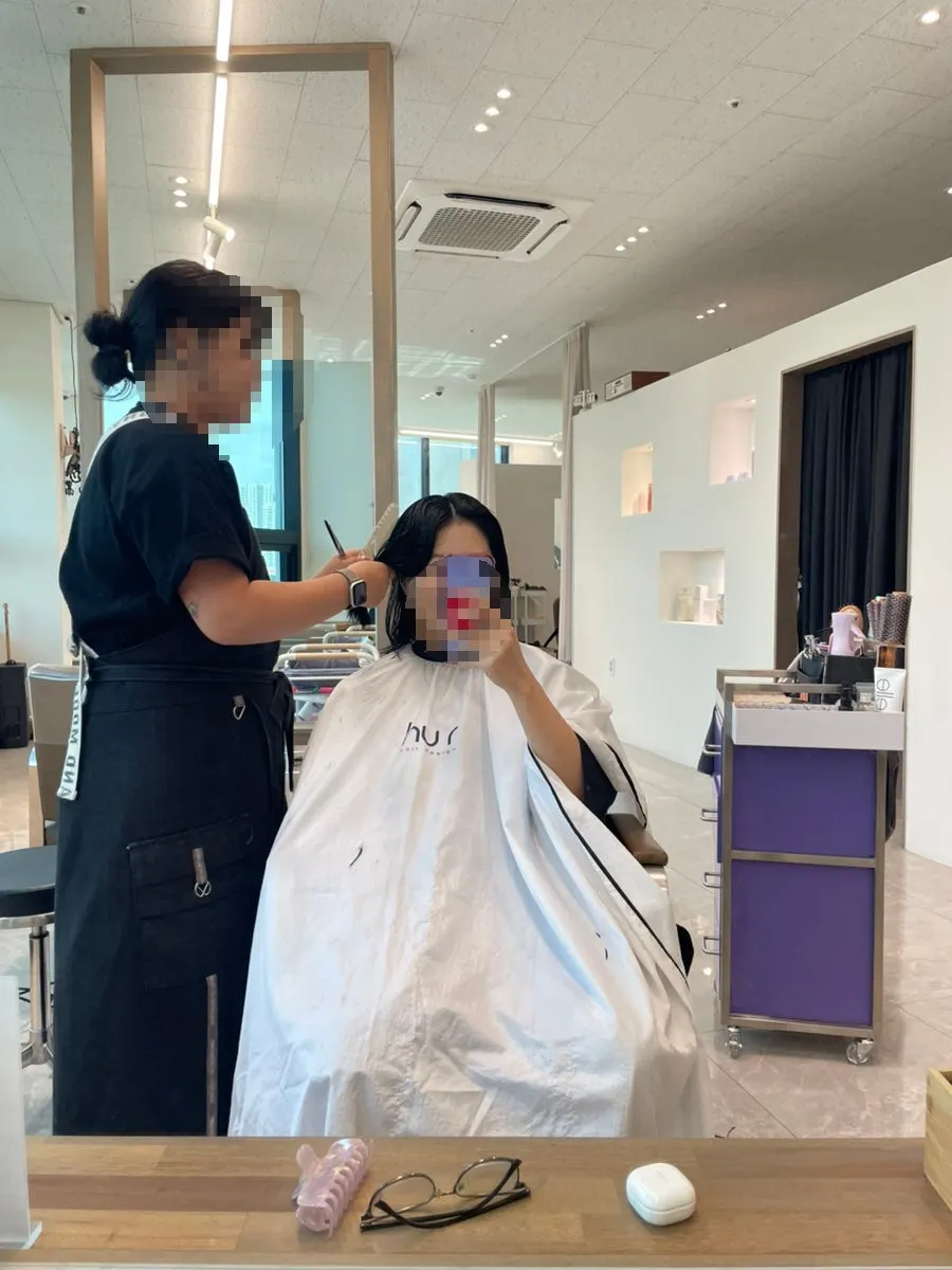 Salon seat during pre-treatment consultation
