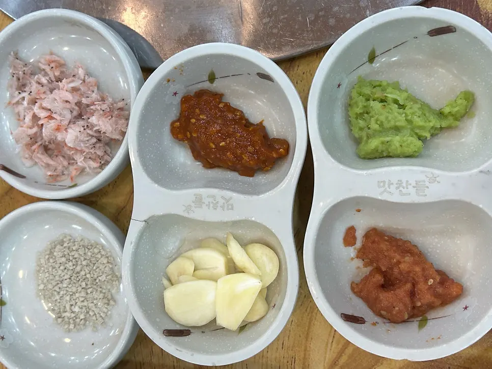 와사비·새우젓·갈치속젓 등 곁들임 소스