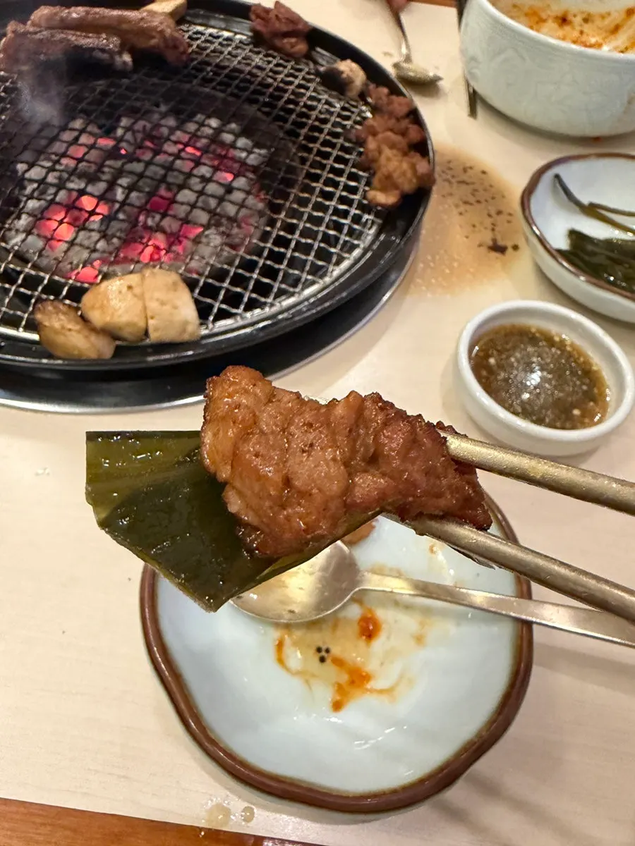 식사 마무리로 먹은 차가운 샤베트