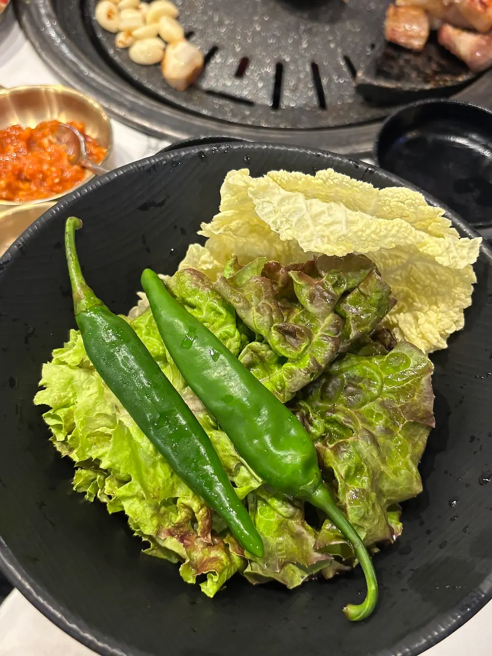 키오스크로 주문한 쌈야채 접시