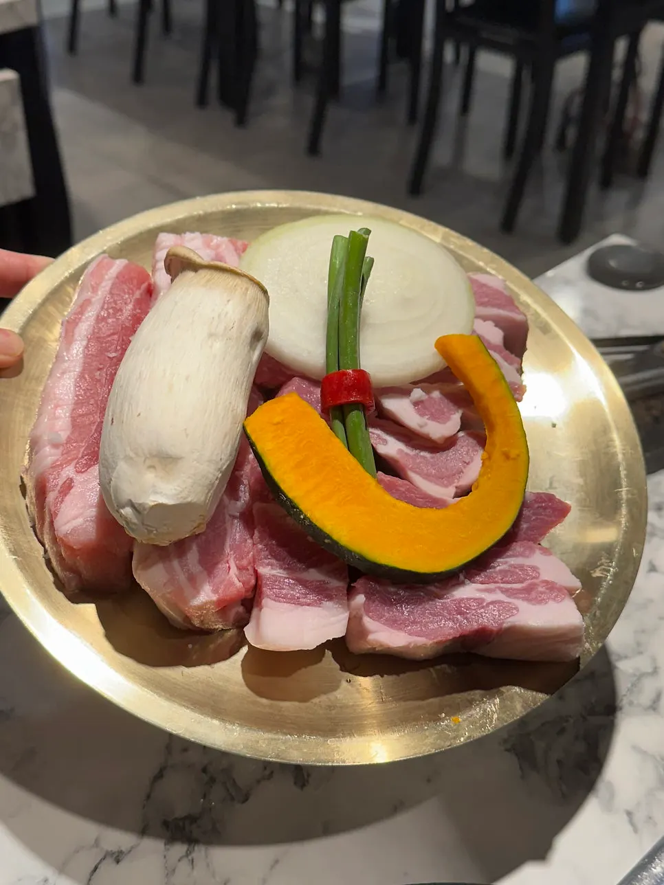 삼겹살 목살 등심덧살이 담긴 한상세트 구성