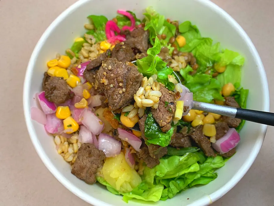 Seasoned steak pieces and European vegetables