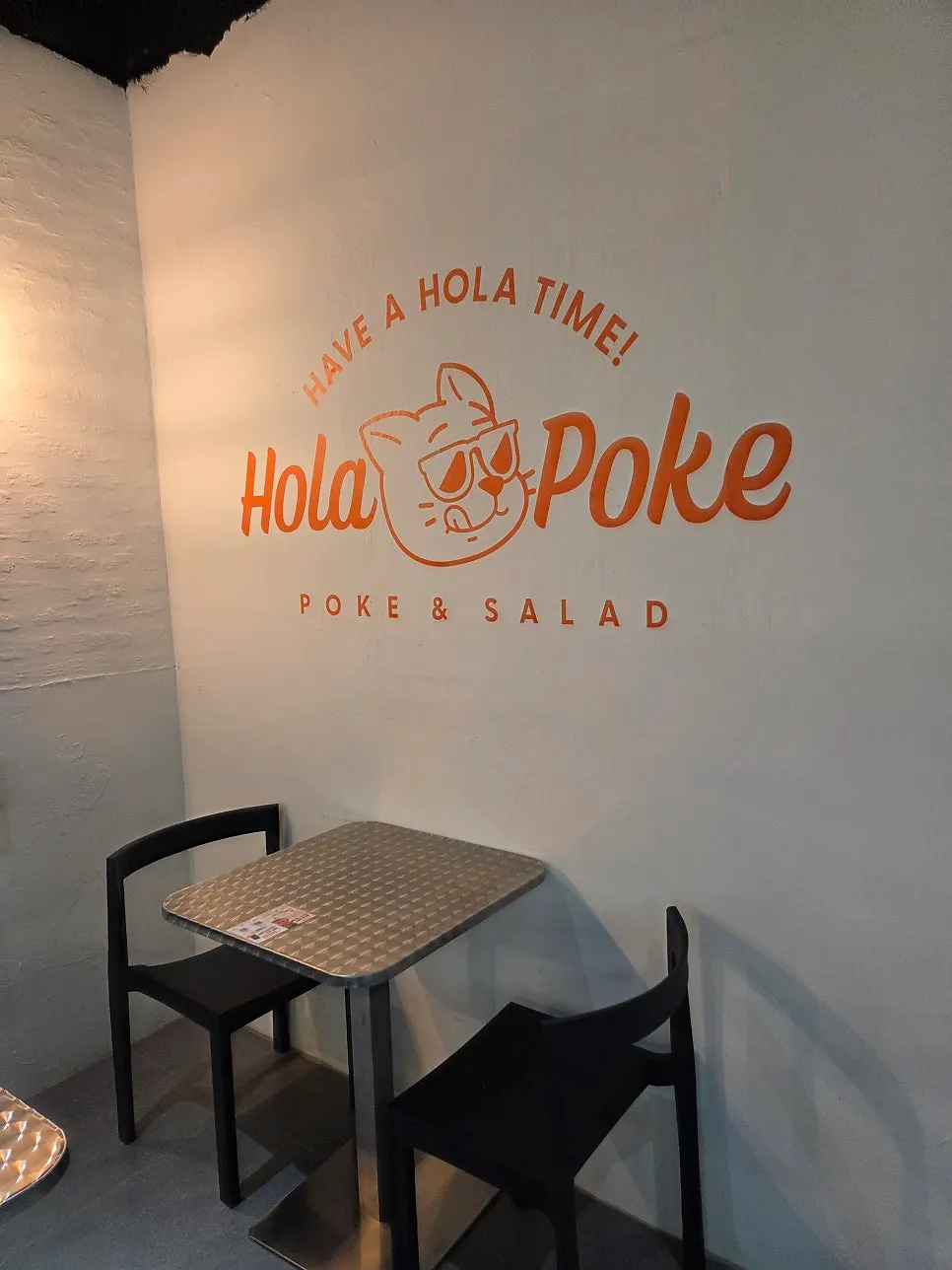 Tidy, well-organized interior of Olla Poke Seocho Gyodae Branch