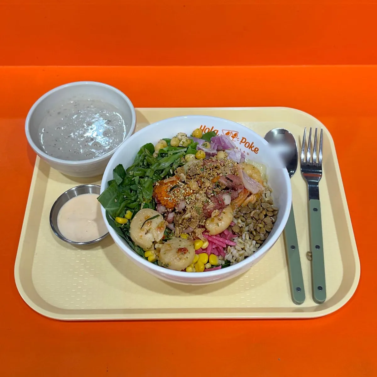 Signature seafood poke at Hola Poke Seolleung Branch