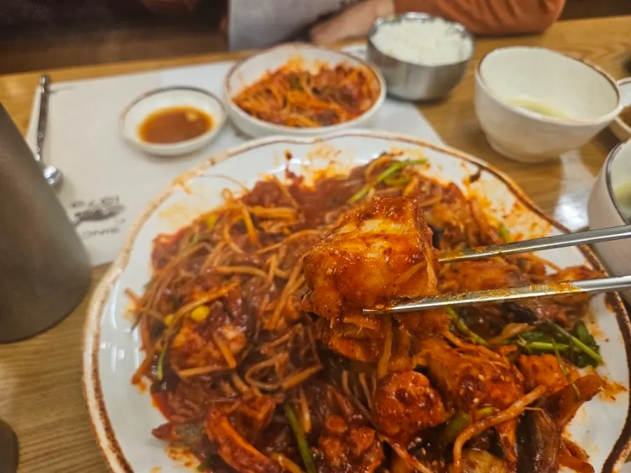 Nearly empty plate of agujjim