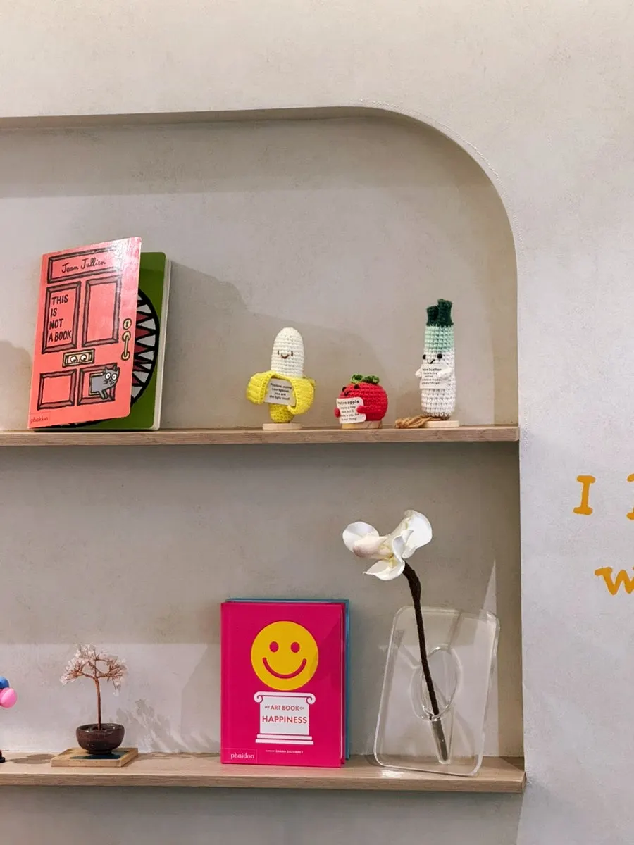 그레이톤 인테리어의 오밀 홍대 내부