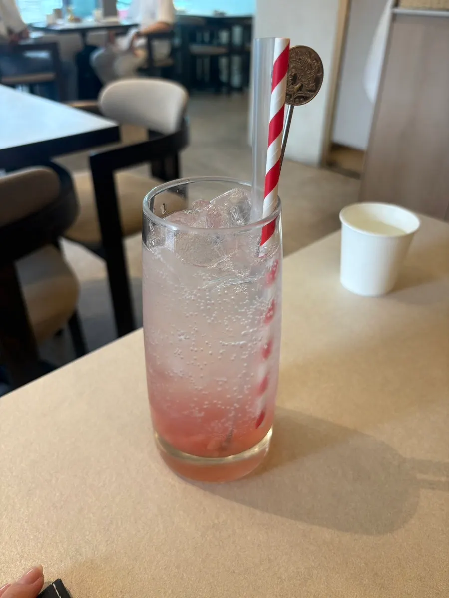 Omil Hongdae's peach highball topped with jelly