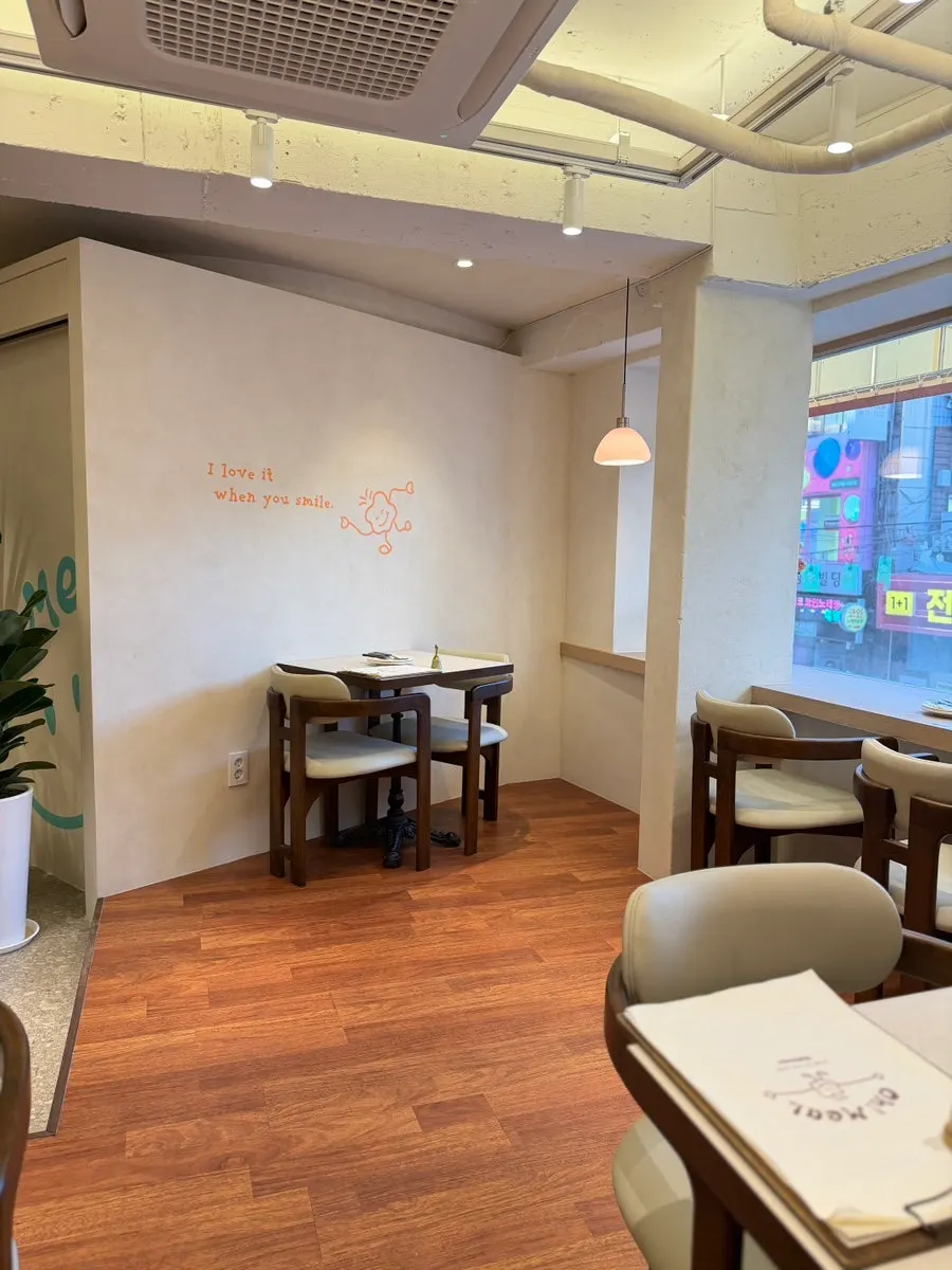 Clean, bright interior of Omil Hyehwa Daehangno