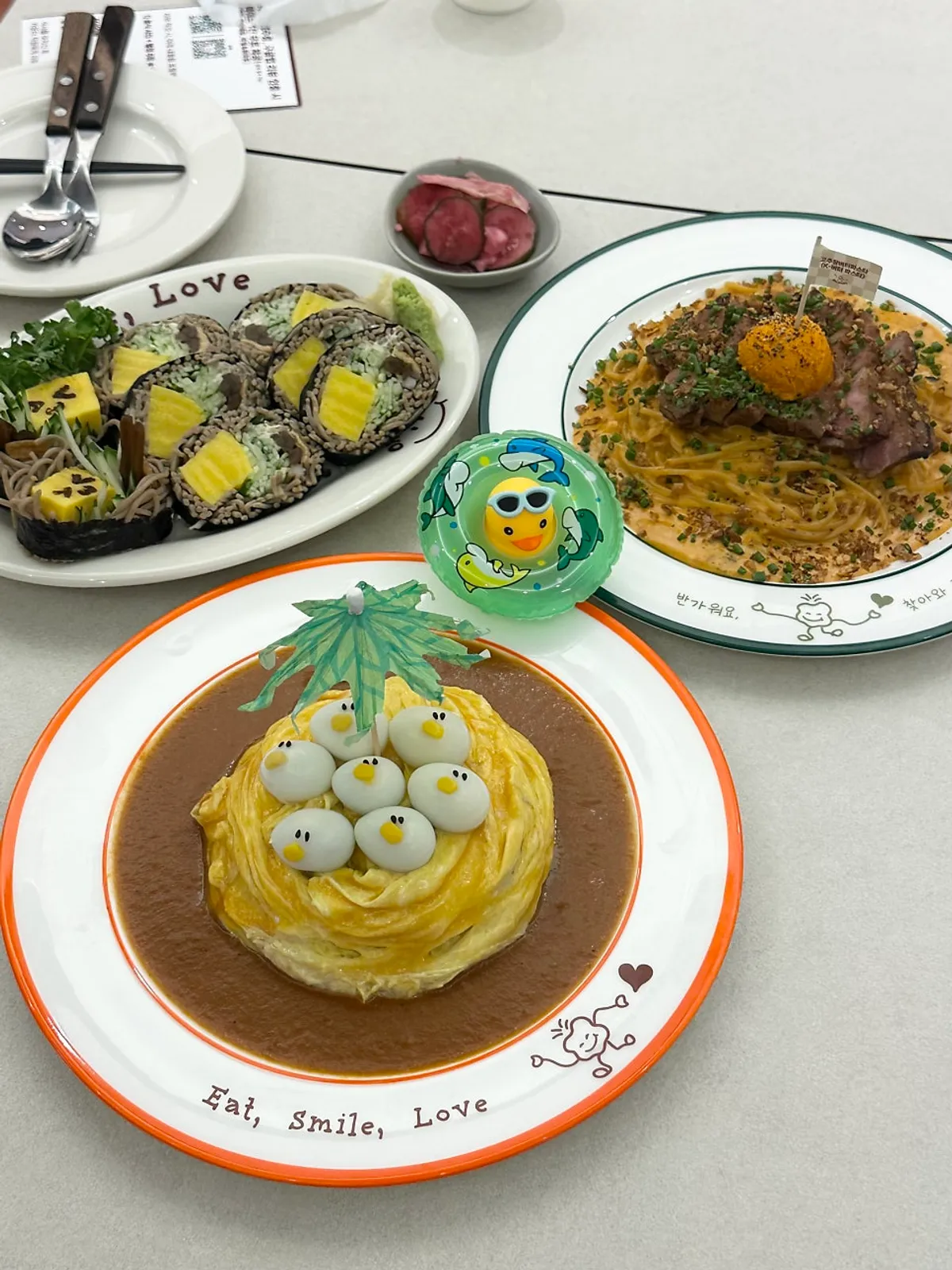 오밀 혜화 대학로 와이파이와 앞치마 안내