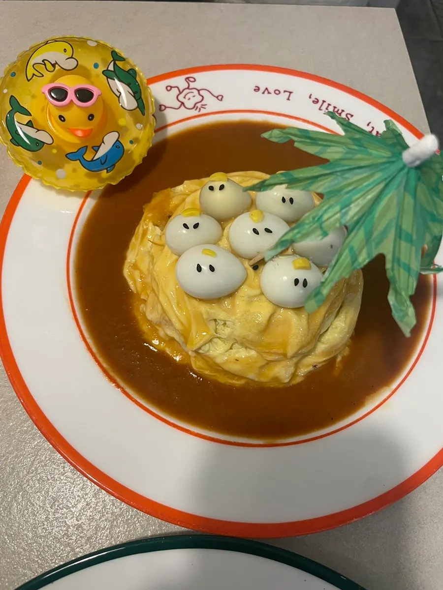 The rubber duck omurice as served