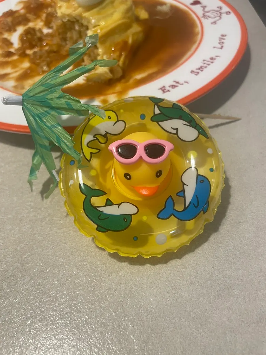 The mini rubber duck that came with the omurice