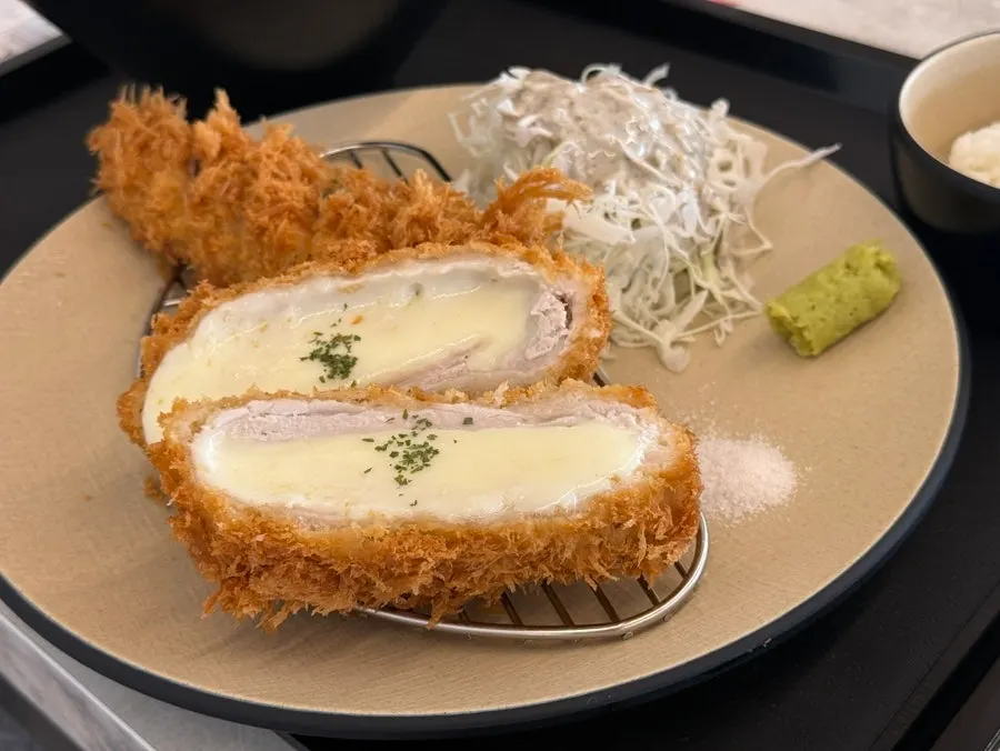 아이와 함께 먹기 좋은 오미카츠 식사
