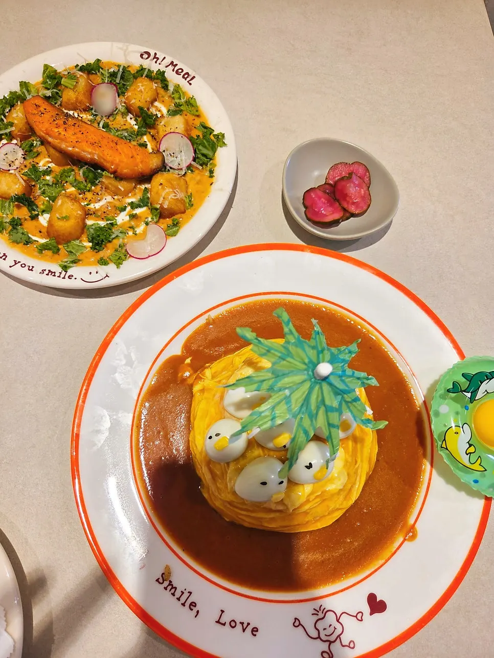 식사를 마친 오밀 테이블